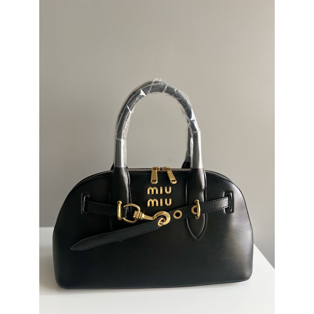 MIU MIU バッグ Miu Miu Aventure Bag | Mono_Bagz