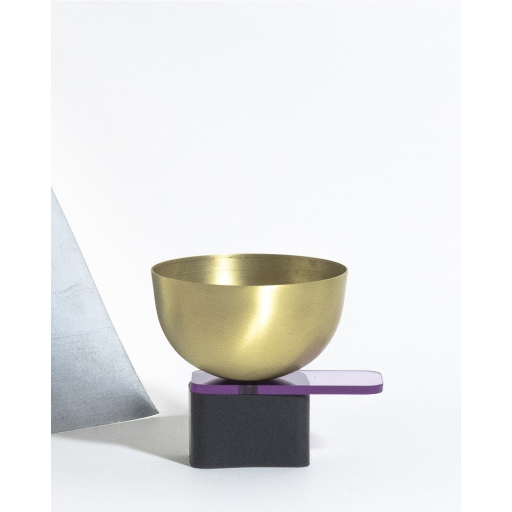 Mis-Shapes / round bowl with arm