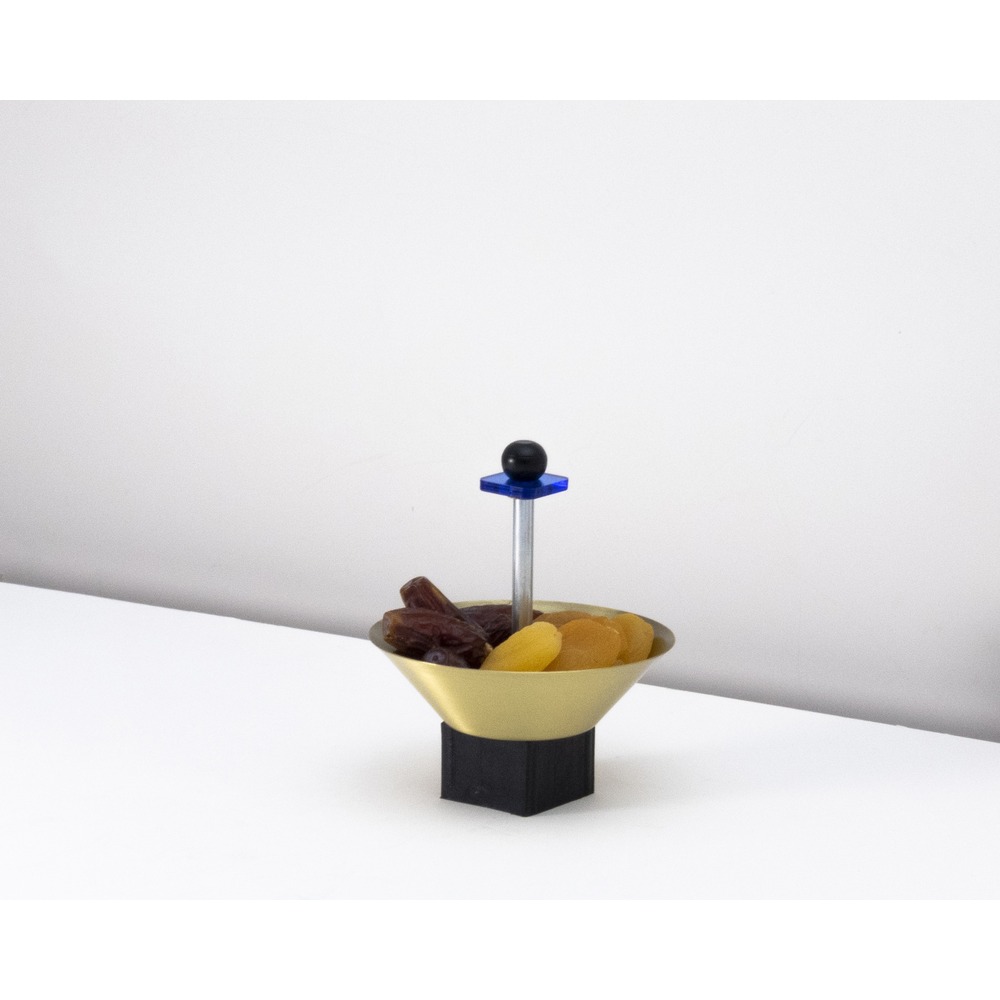 Mis-Shapes / conic bowl with ball