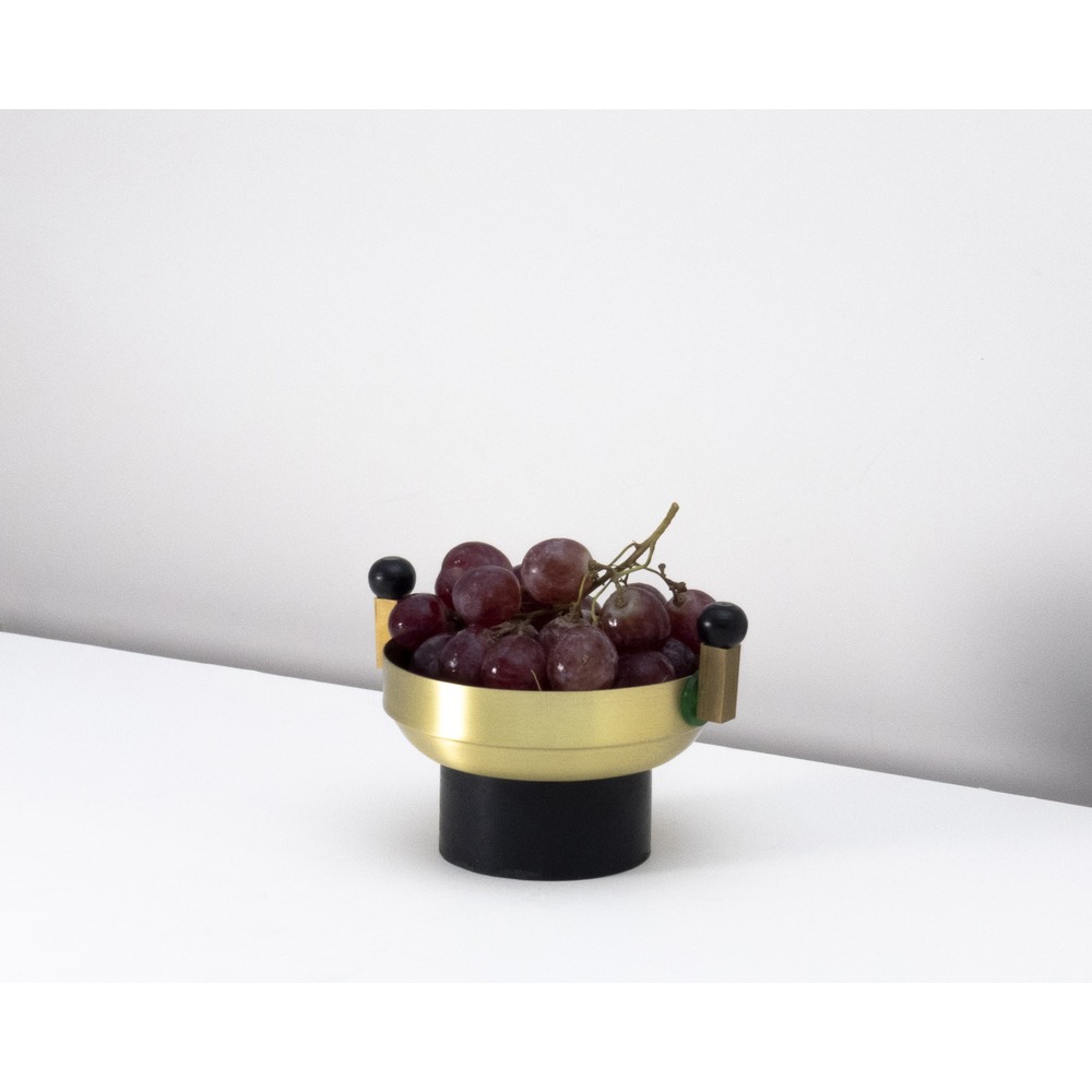 Mis-Shapes / high bowl with balls