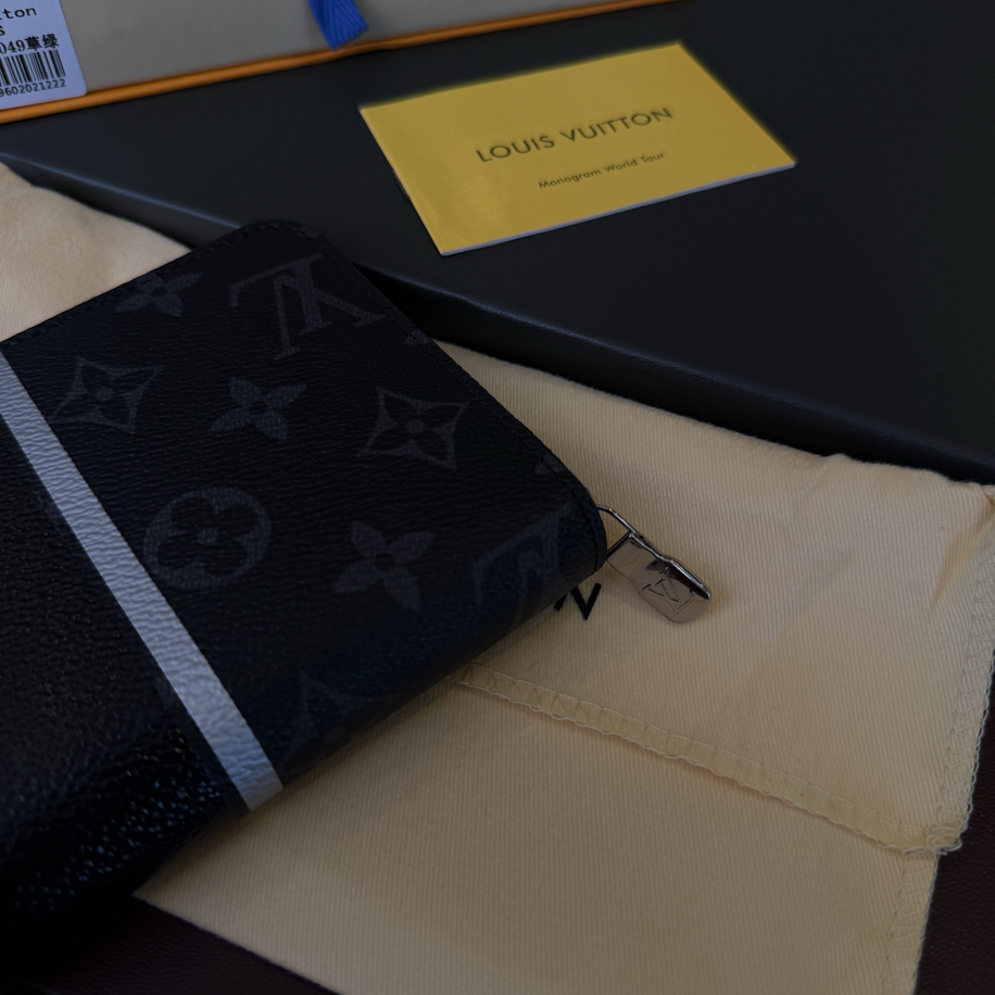 Louis Vuitton El Portföyü