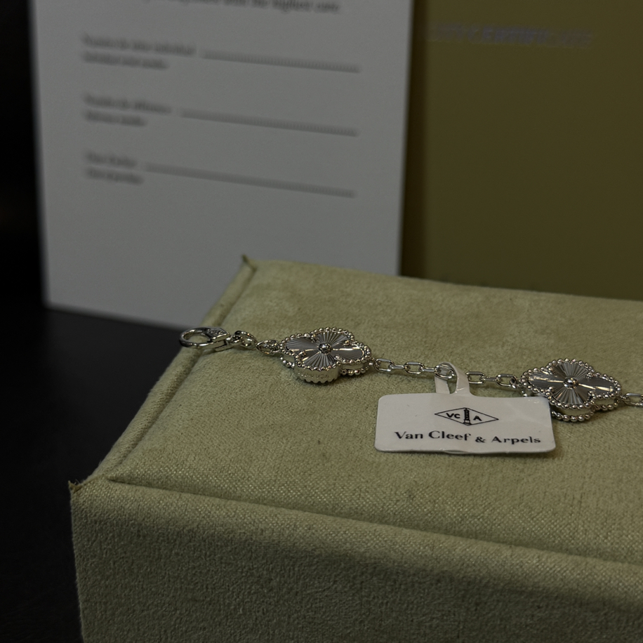 Van Cleef Gümüş