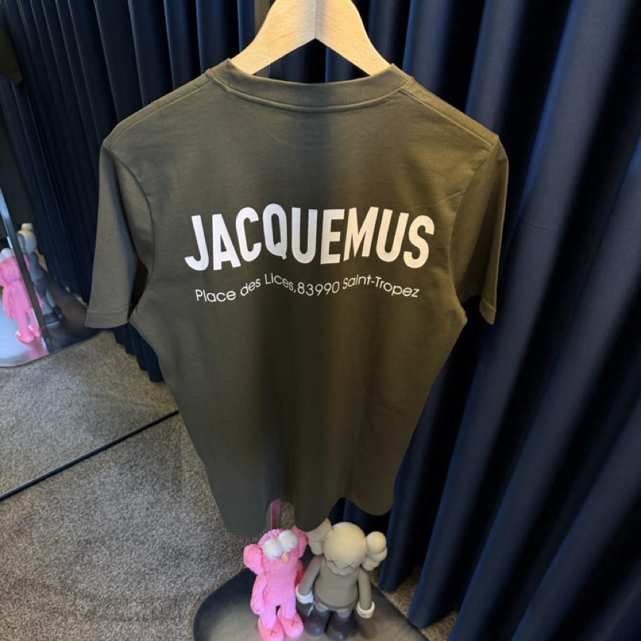 Jacquemus T-Shirt