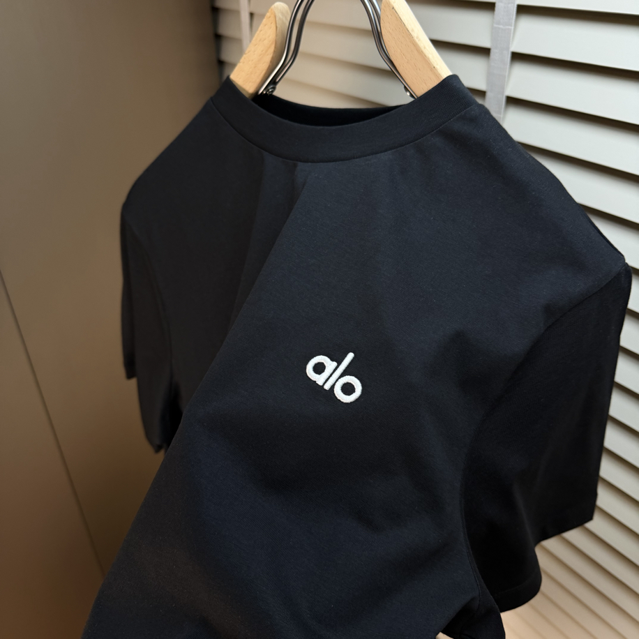 Alo T-Shirt