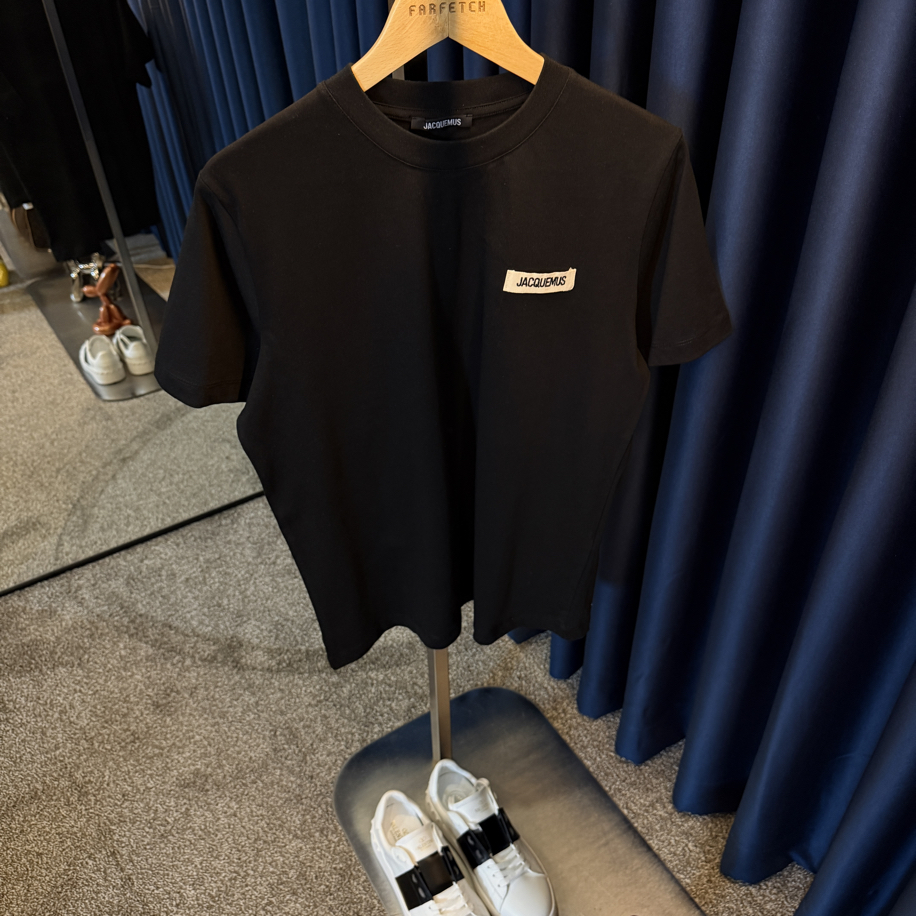 Jacquemus T-Shirt