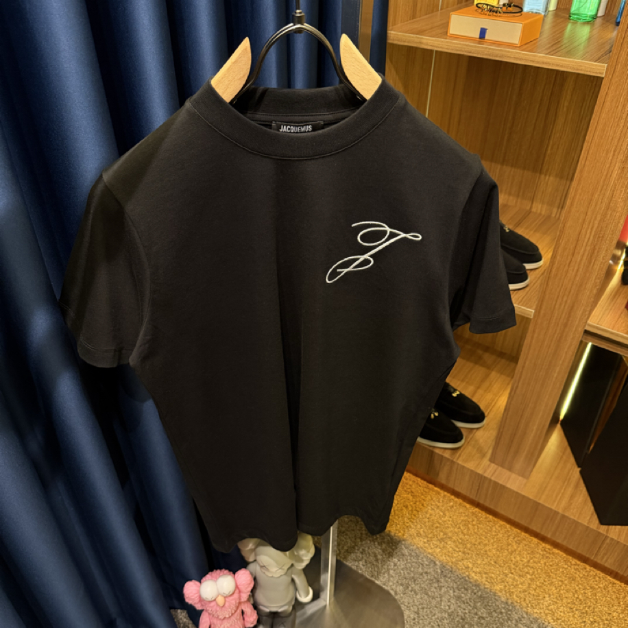 Jacquemus T-Shirt