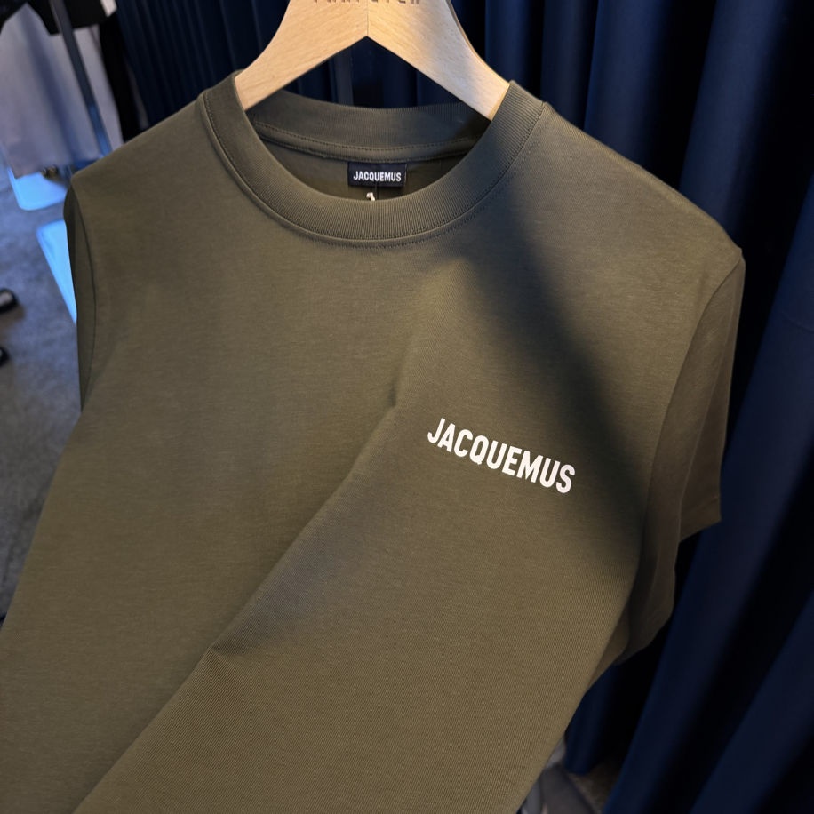 Jacquemus T-Shirt