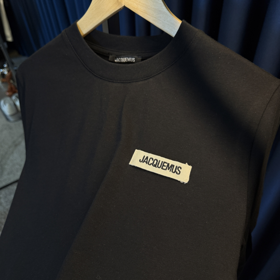 Jacquemus T-Shirt