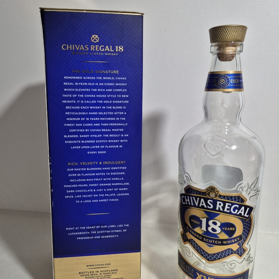 CHIVAS REGAL 18 YEARS THE GOLD SIGNATURE BOŞ ŞİŞE ve KUTUSU