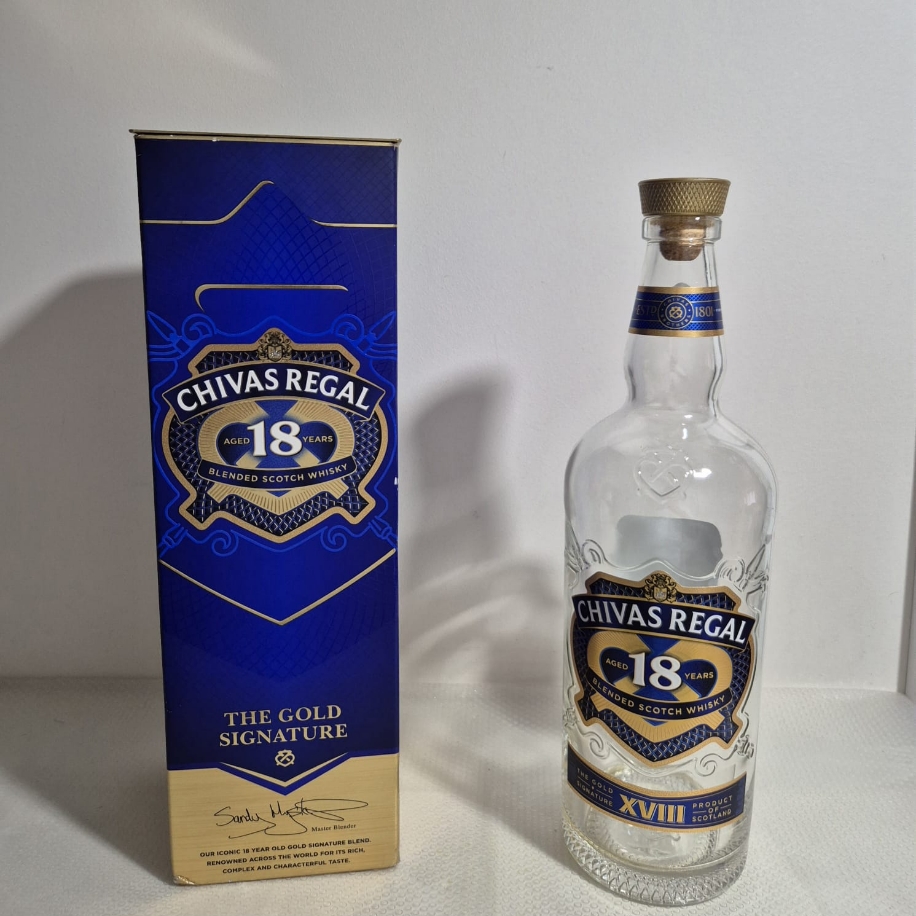 CHIVAS REGAL 18 YEARS THE GOLD SIGNATURE BOŞ ŞİŞE ve KUTUSU
