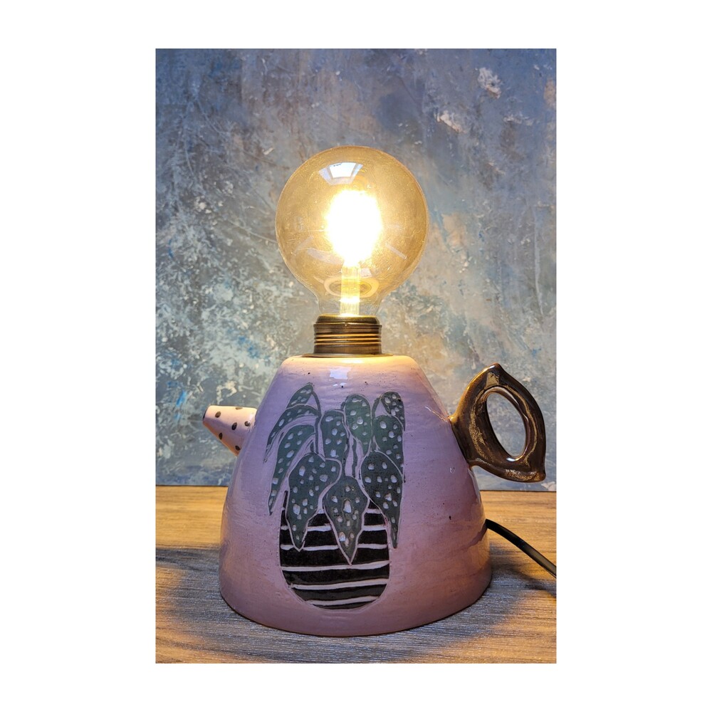 Çaydanlık Formlu, Somon Pembe, Çilli Begonya, Masa Lambası, Bașucu Aydınlatma
