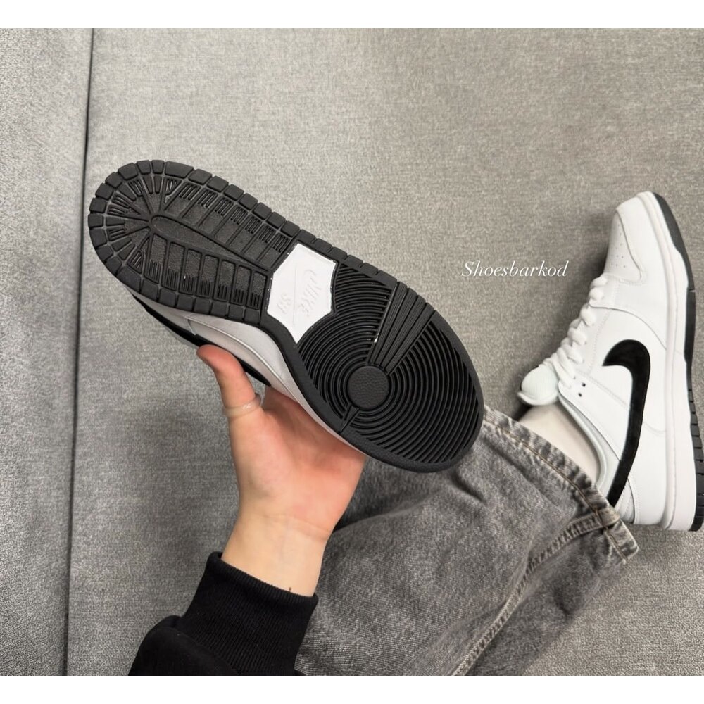 Nike Dunk Low White Black