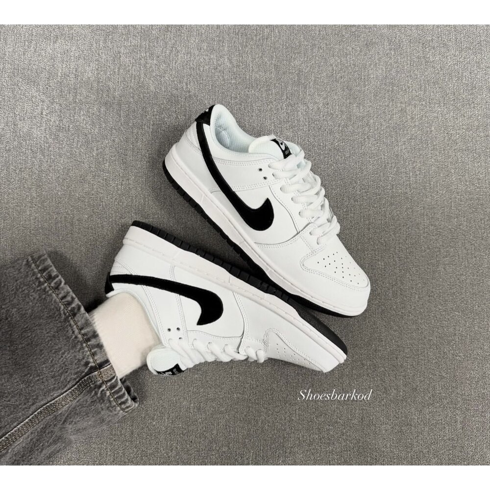Nike Dunk Low White Black