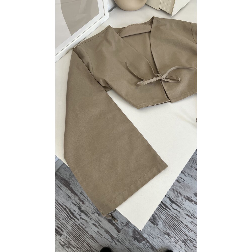 %100 Cotton Bağlama Detaylı Crop Bluz 