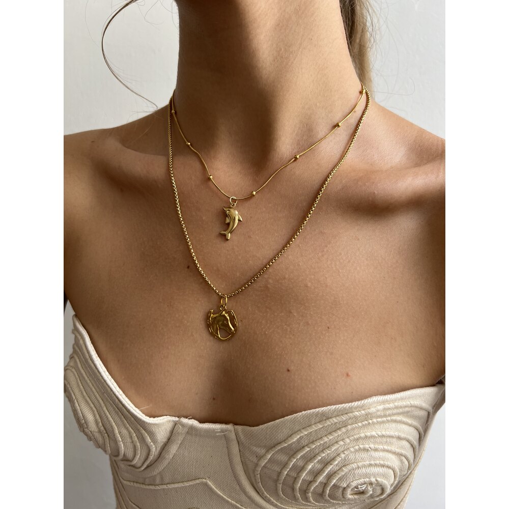 Luck Charm Horse Pirinç Üzeri 18k Gold Pl Premium Kolye