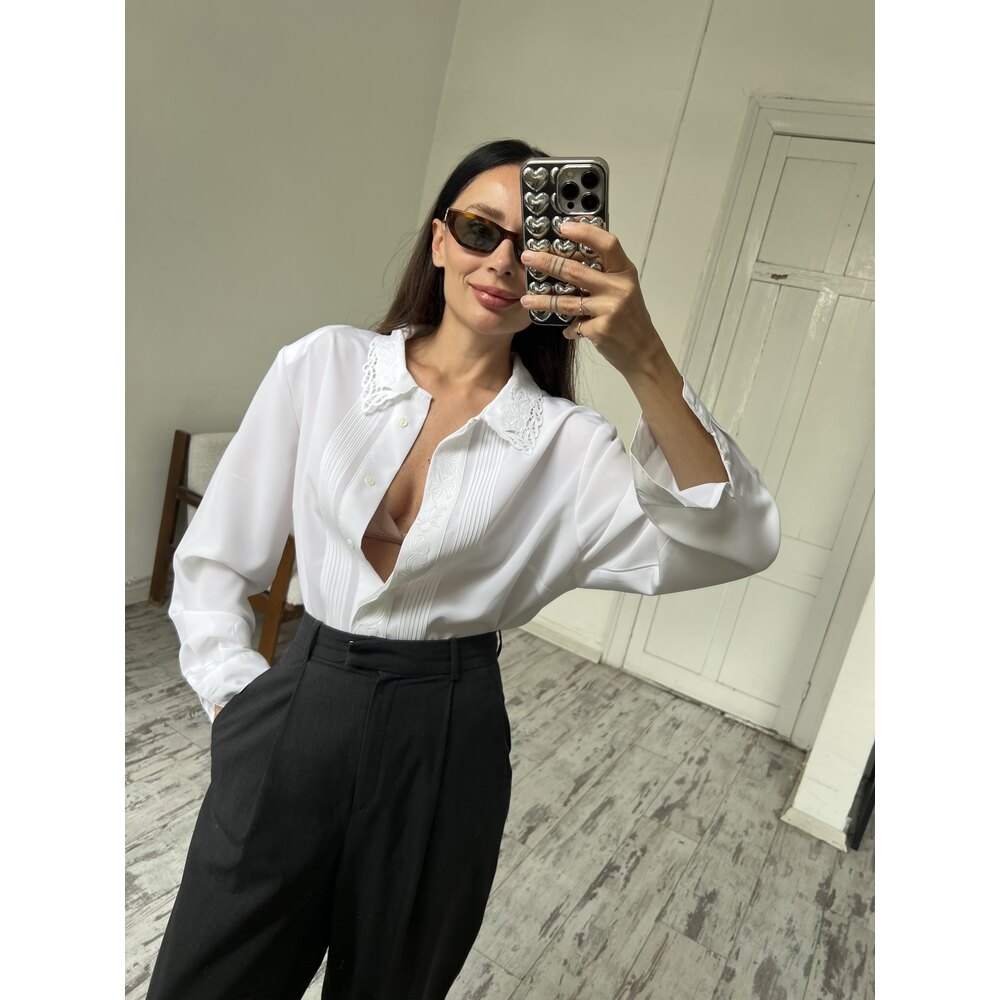 İşleme ve Delikişi Yaka Detaylı Premium Oversize Gömlek