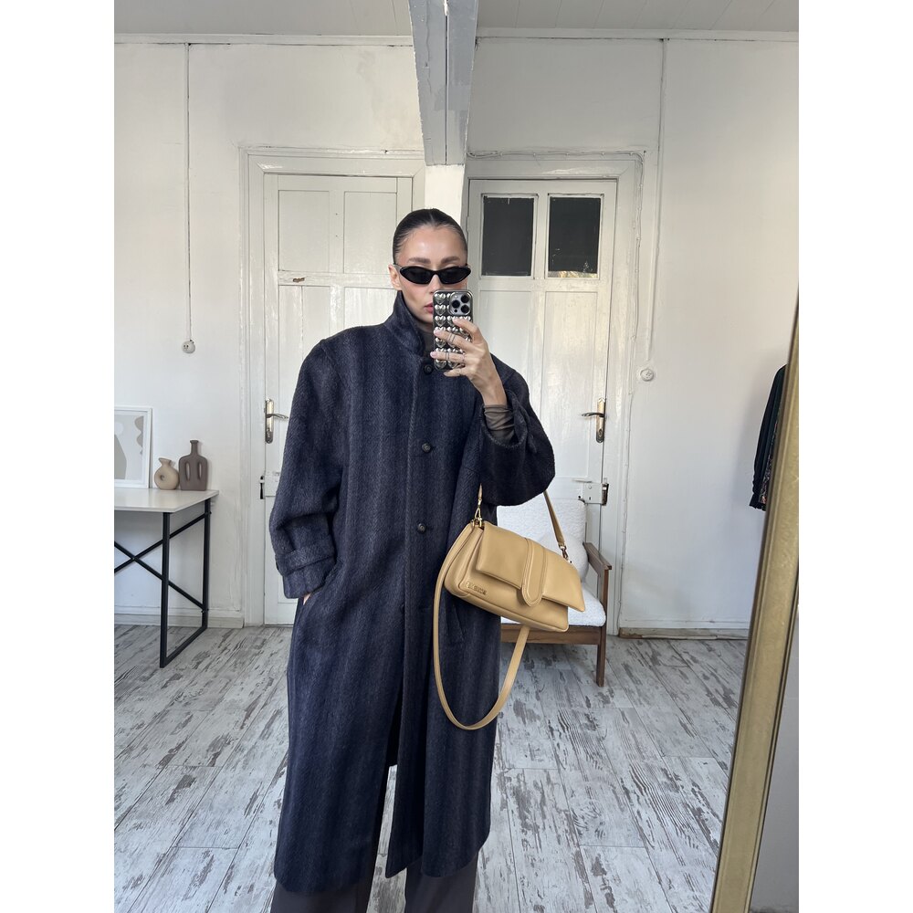 Um modell Germany %80 Lama Tüyü %20 Mohair Yün Koleksiyonluk Kaşe Kaban