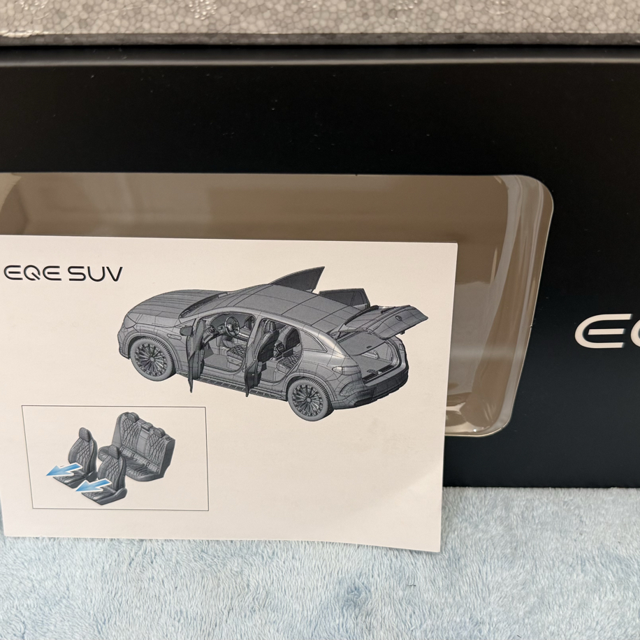 MERCEDES SIFIR ORİJİNAL EQE 1/18 MODEL ARABA