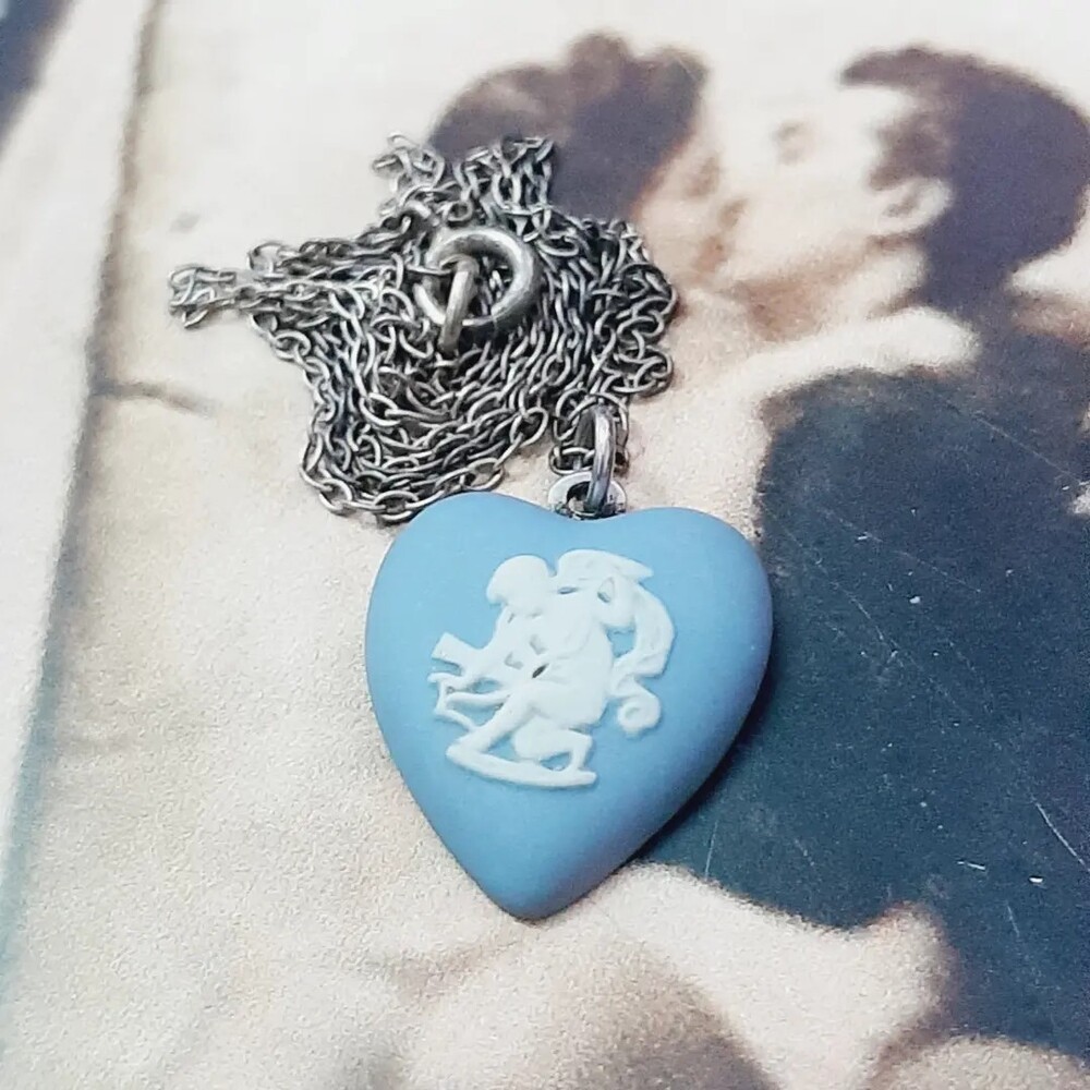Wedgwood Gümüş Kolye