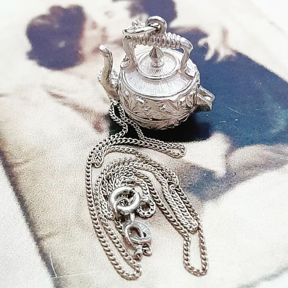 Gümüş Vintage Kolye