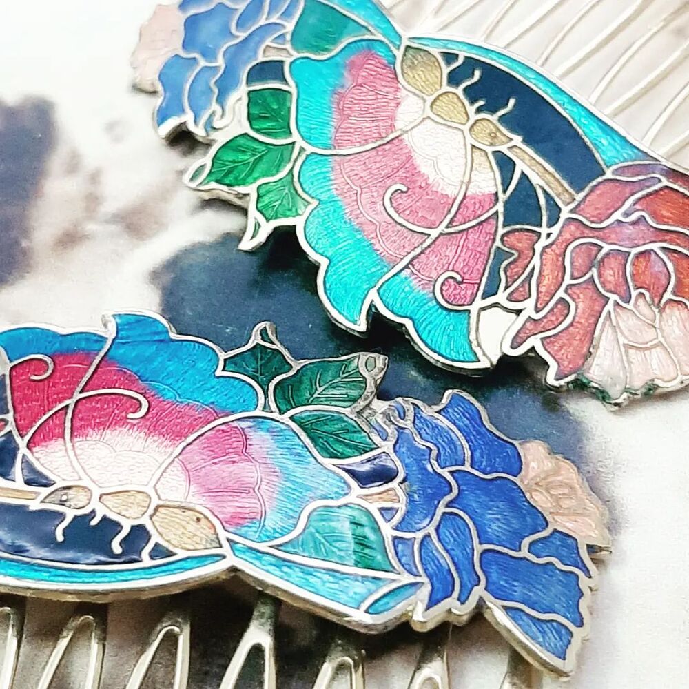 Cloisonne Mineli Tarak Toka