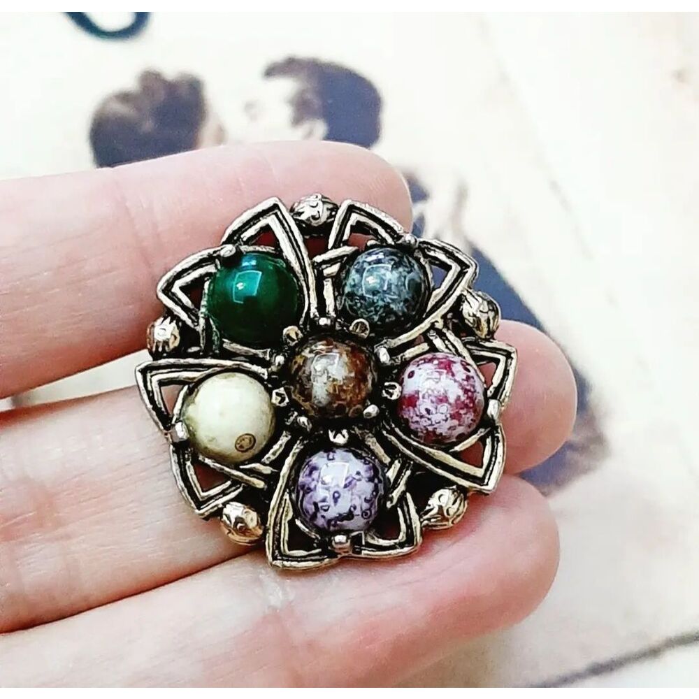 Scottish Agate Celtic Broş