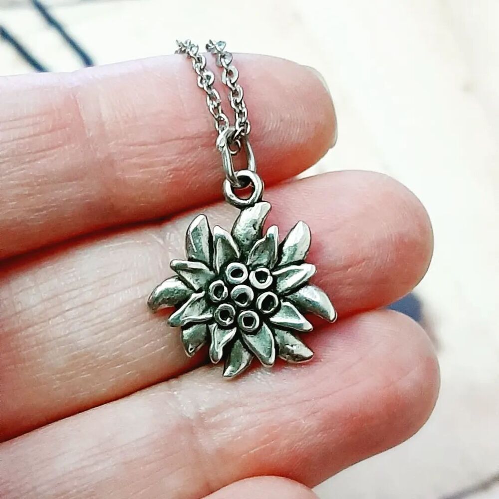 Vintage Gümüş Kolye