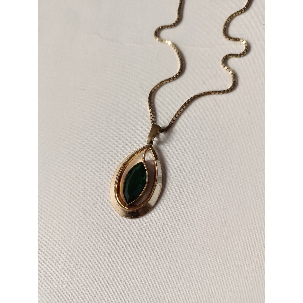 Vintage Yesil Tasli Kolye