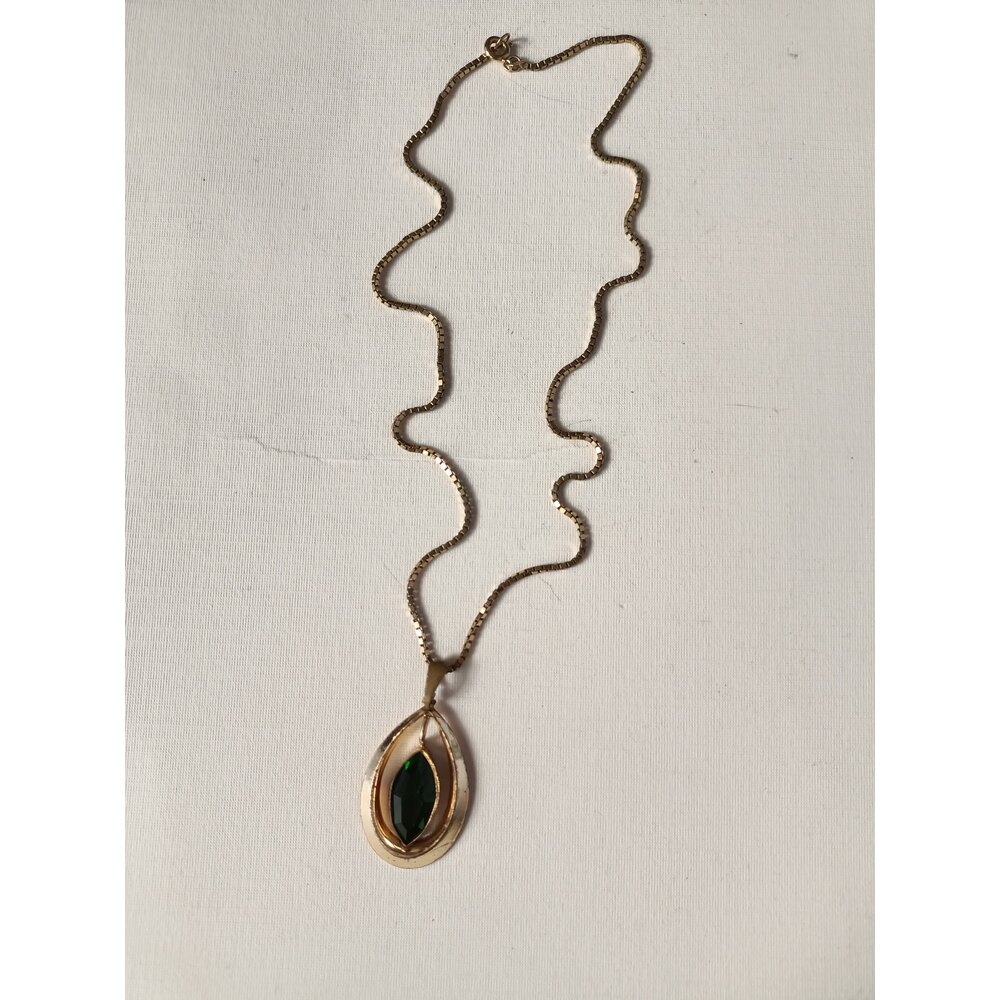 Vintage Yesil Tasli Kolye