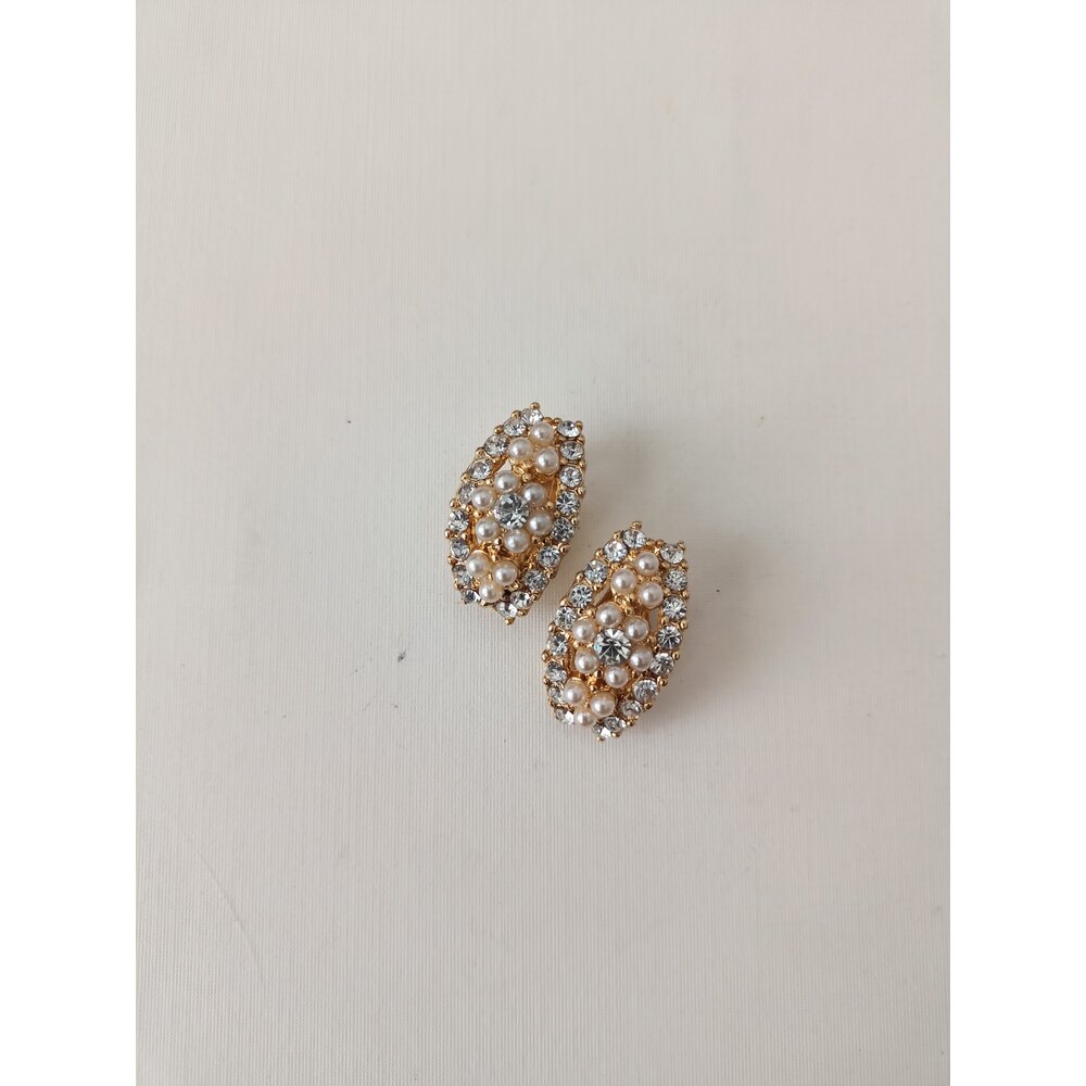 Vintage Tasli ve Incili Kupe