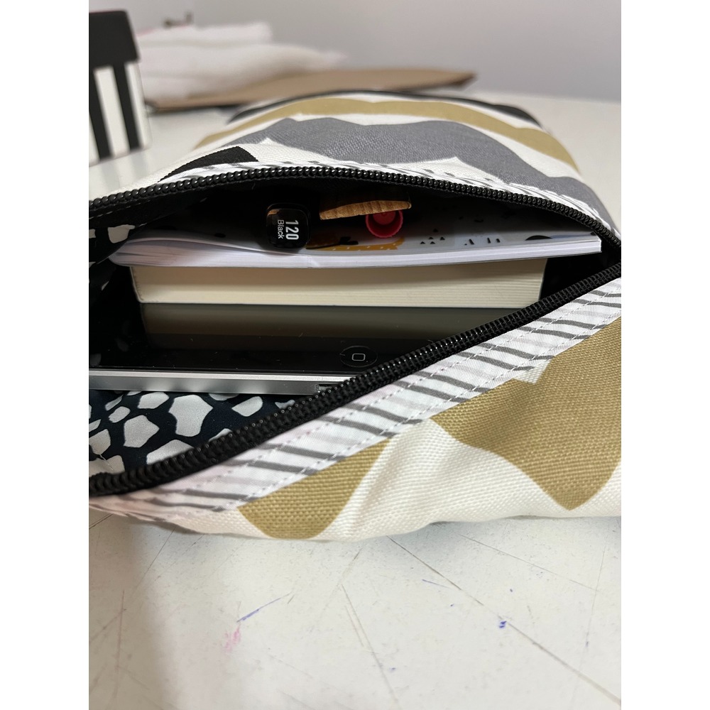Zigzag Kitap / Tablet Kılıfı