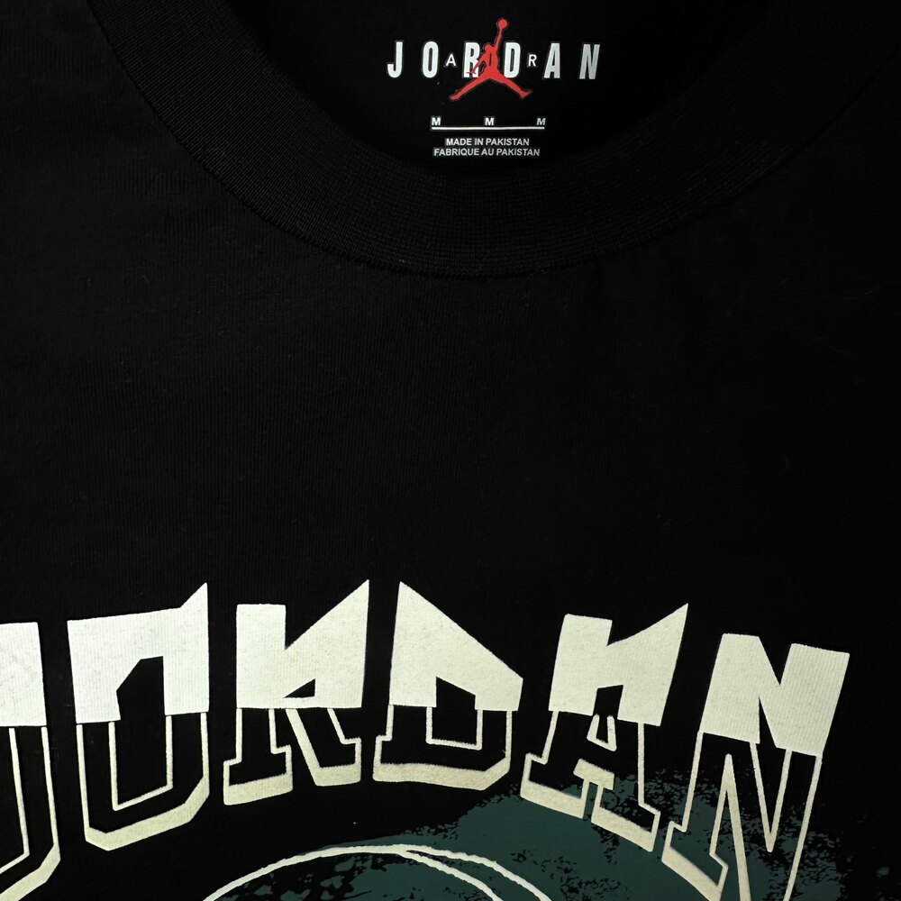 Jordan M J Graphic Short-Sleeve Tshirt [FB7445-010]