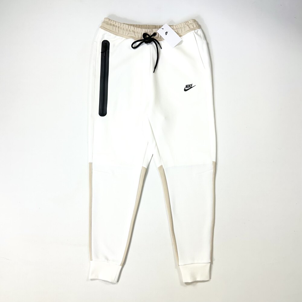 Nike Sportswear Tech Fleece Jogger [FB8002-121]