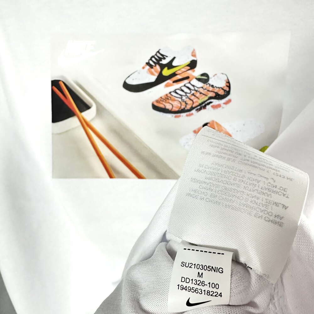 Nike Sportwear Food Shoeshi Tshirt [DD1326-100]