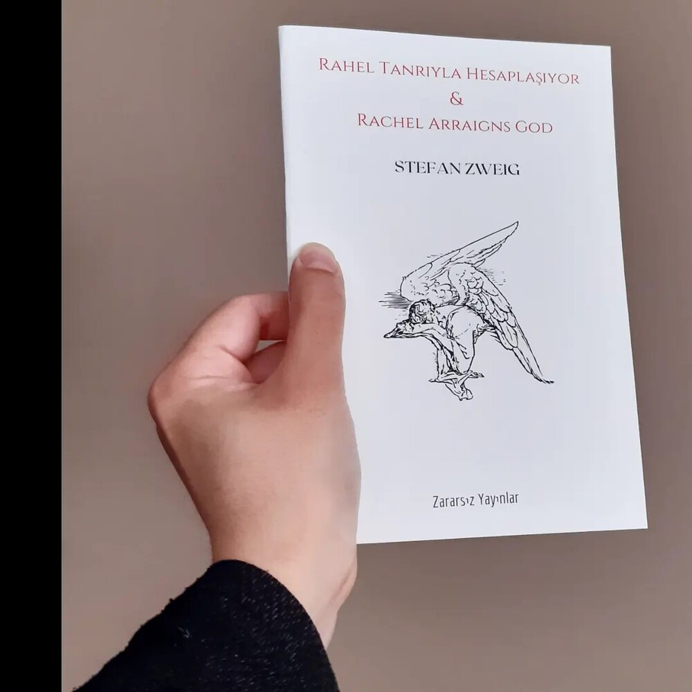 Rahel Tanrıyla Hesaplaşıyor (Türkçe-İngilizce) 