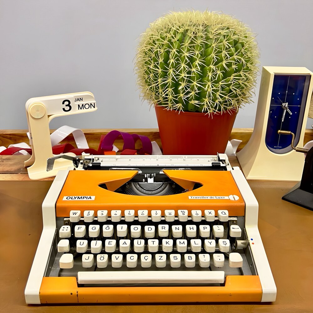 Olympia Traveller de Luxe 'F Klavye' Daktilo | antrepo.co
