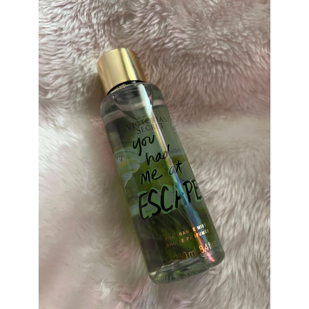 Victoria's Secret | You Hat Me At Escape vücut spreyi 