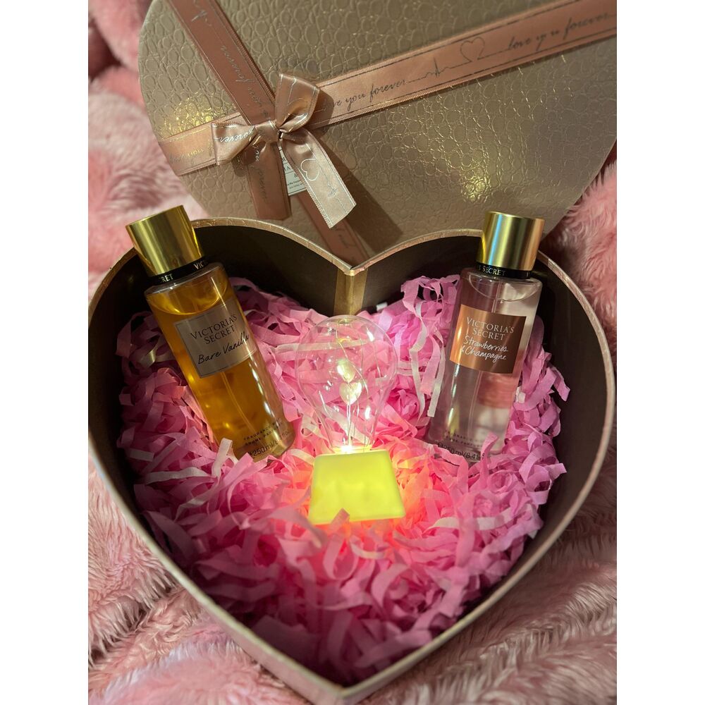 kalp kutulu Victoria's Secret body mist hediye kutusu