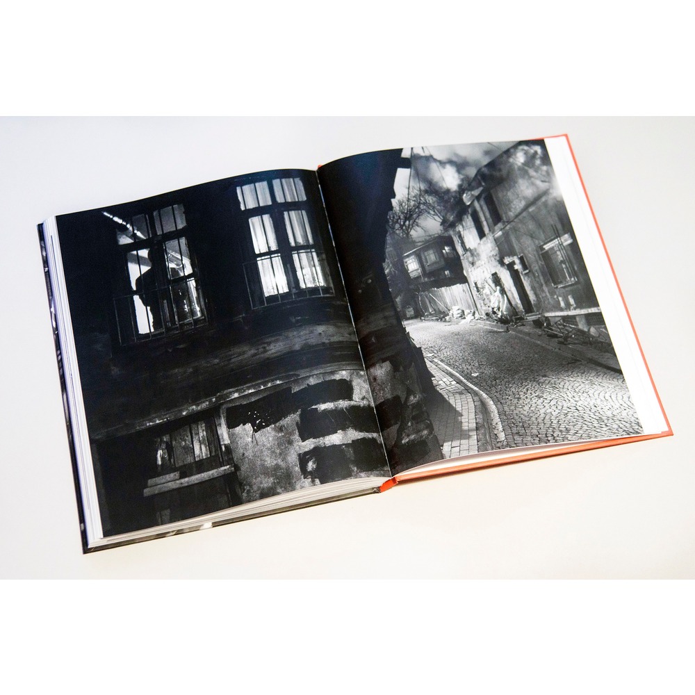 İstanbul:'A City of Strange and Curious Moments