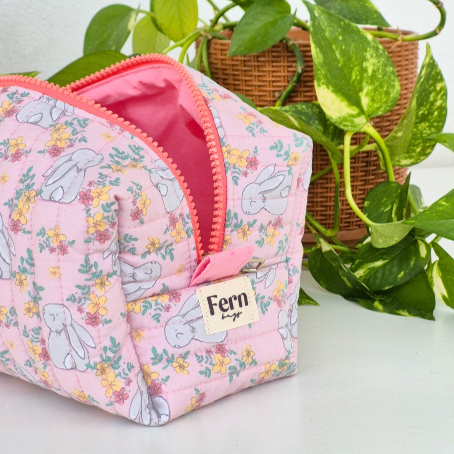 Bakım Çantası Orta Boy Pembe Tavşanlar