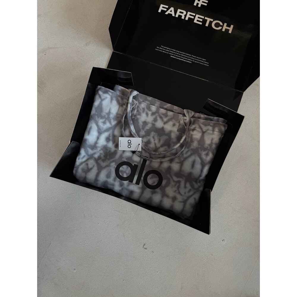 エコバッグ Alo Yoga Iconic Shopper Tote Bag Grey Tiedye Alo Iconic Shopper Tote Grey Tiedye – Gotgoods