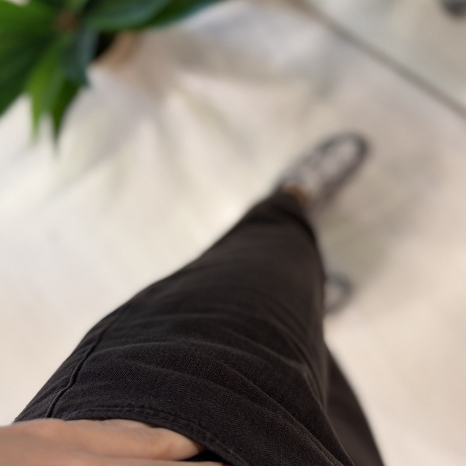 Kahve Kemerli Barrel Kesim Jean