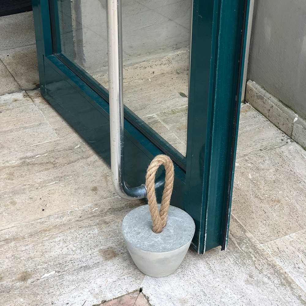 Jüt Halatlı Büyük Beton Kapı Tutucu