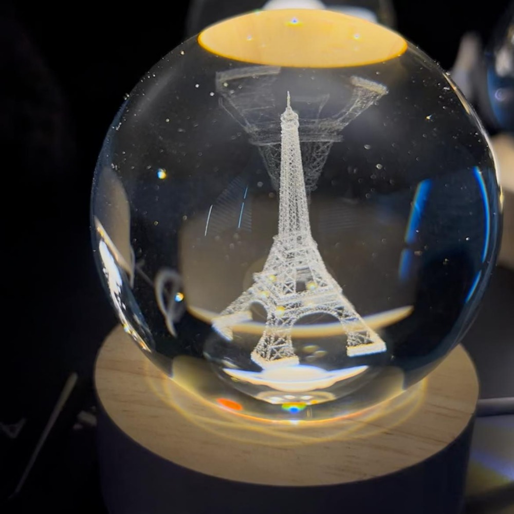 Eiffel Kulesi Figürlü Cam Küre