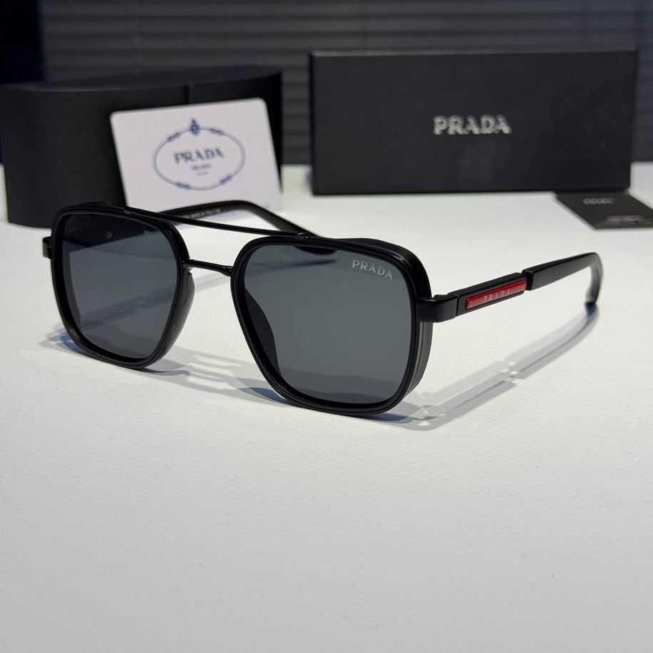 Prada Güneş Gözlüğü