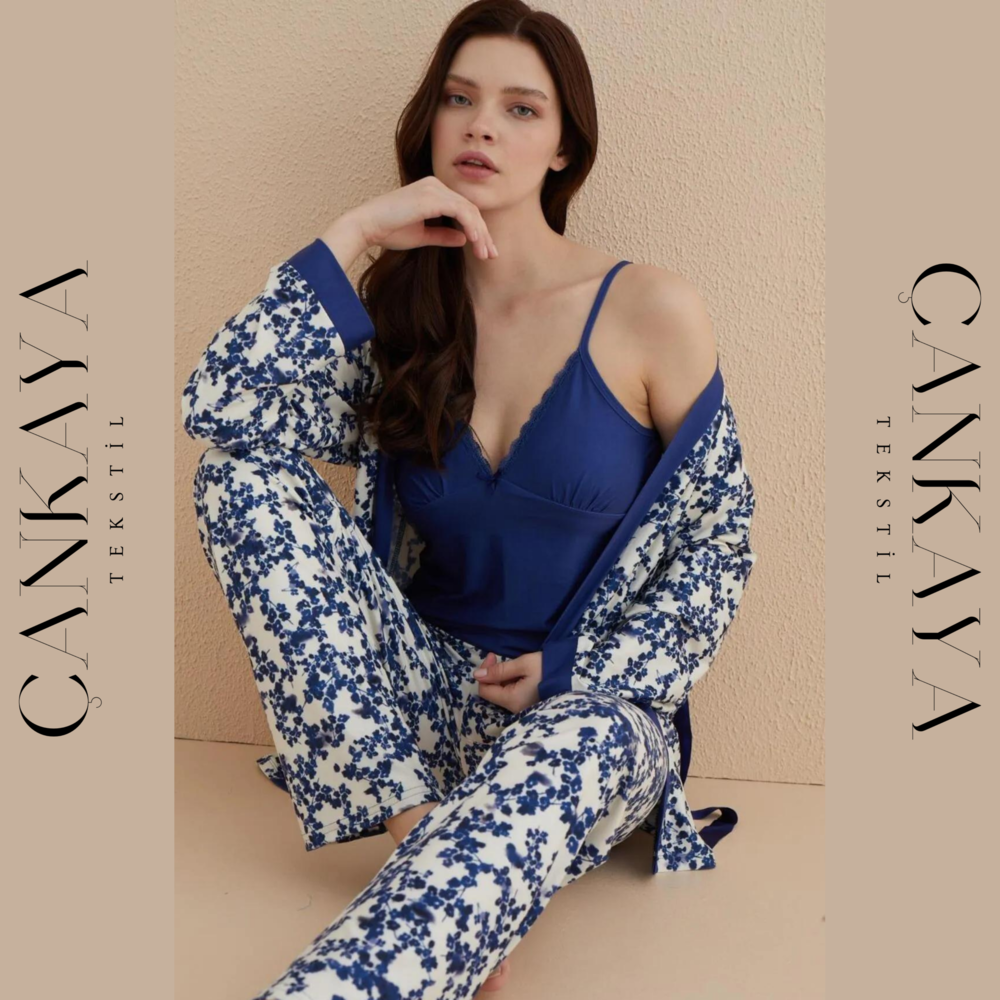 Yeni Sezon Mavi Çiçek Desenli Bayan Pijama Takımı!