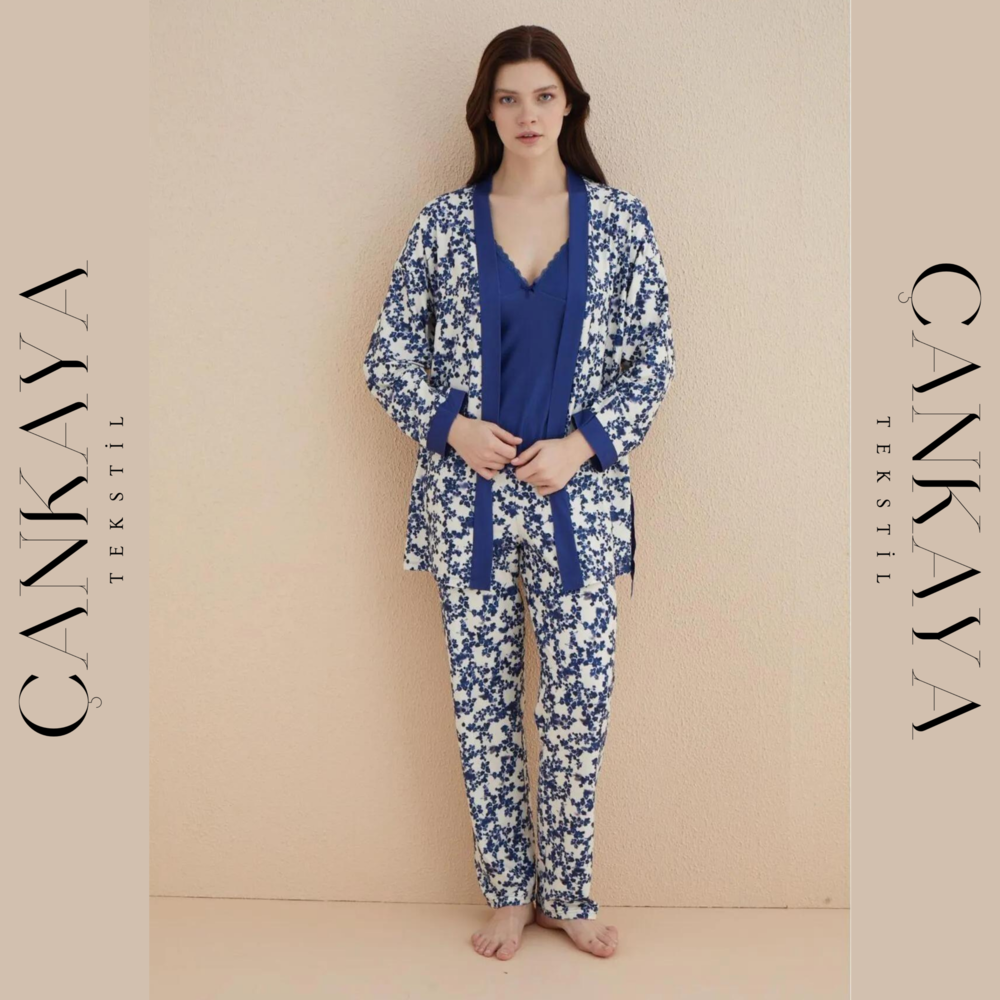 Yeni Sezon Mavi Çiçek Desenli Bayan Pijama Takımı!