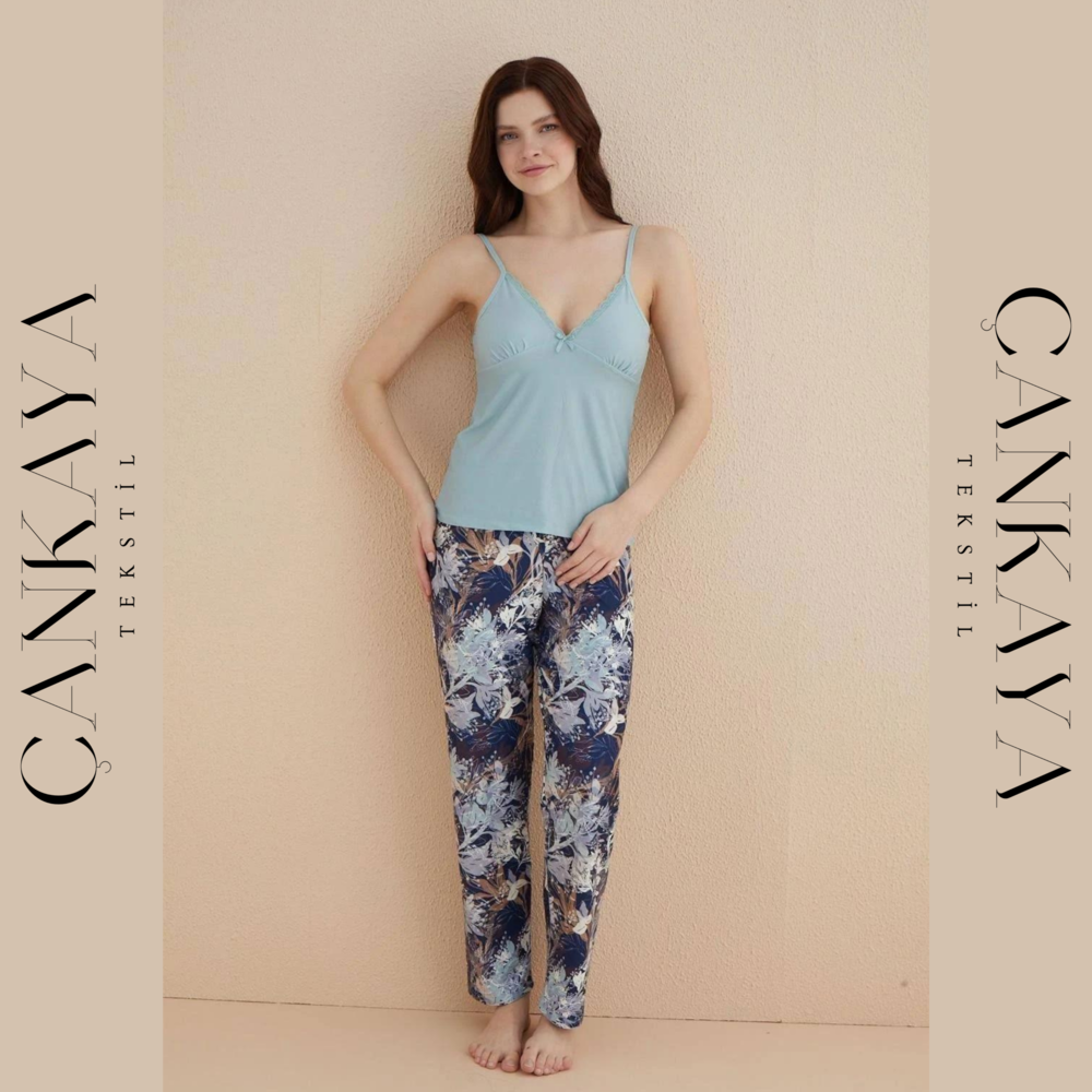  Yeni Sezon Koyu Yeşil Desenli Bayan Pijama Takımı