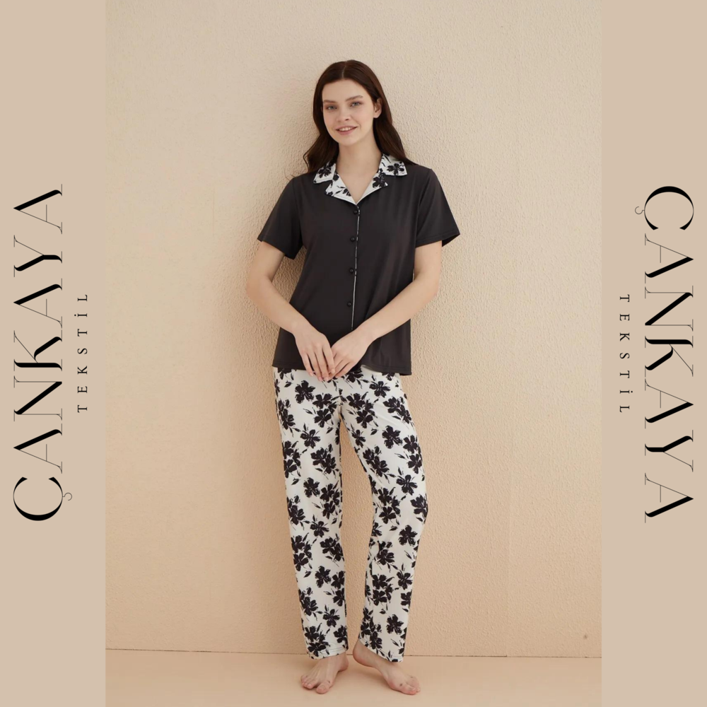 Yeni Sezon Siyah Çiçek Desenli Yaka Detaylı Bayan Pijama Takımı