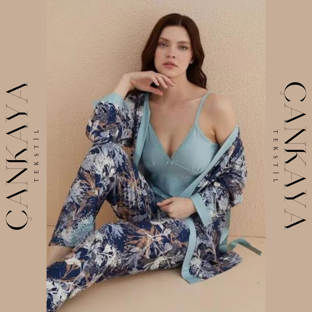  Yeni Sezon Koyu Yeşil Desenli Bayan Pijama Takımı